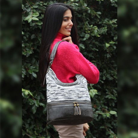 CARTERA BOHO EMILIA DISEÑO JASPEADO Y GRAFITO